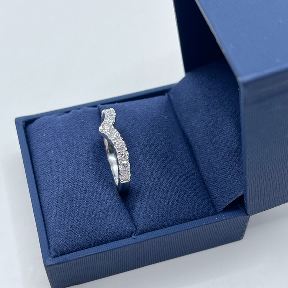 .88 cts VS2 Lab Diamond Chevron Sterling Silver Ring Size 7 - Picture 4 of 5